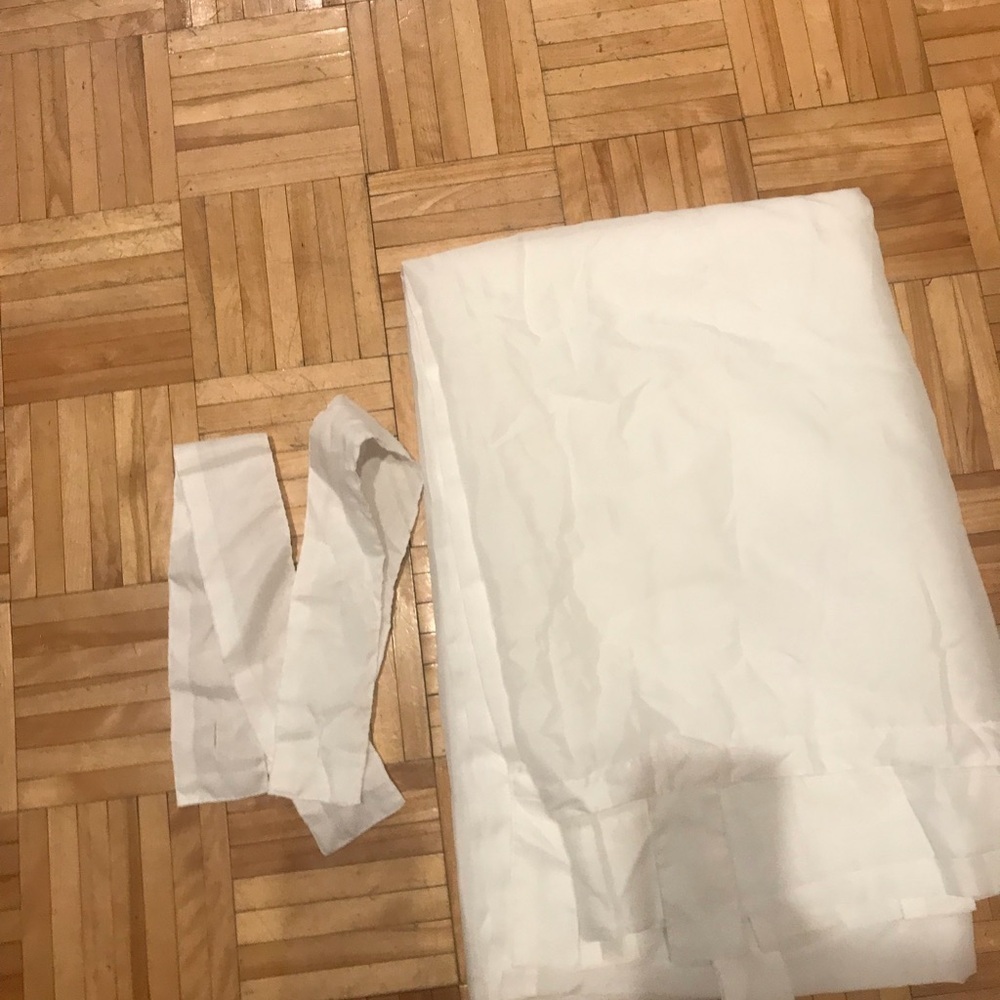 IKEA 1 panel curtain nwot